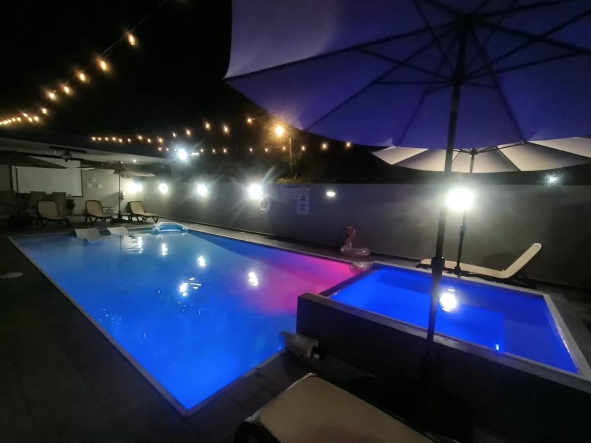 Aquaville Dorado Moderna A Studio 7 מראה חיצוני תמונה