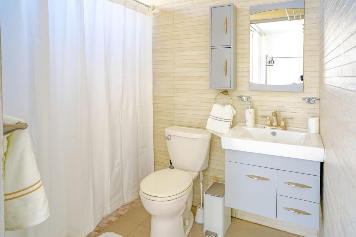 Aquaville Dorado Moderna A Studio 7 מראה חיצוני תמונה